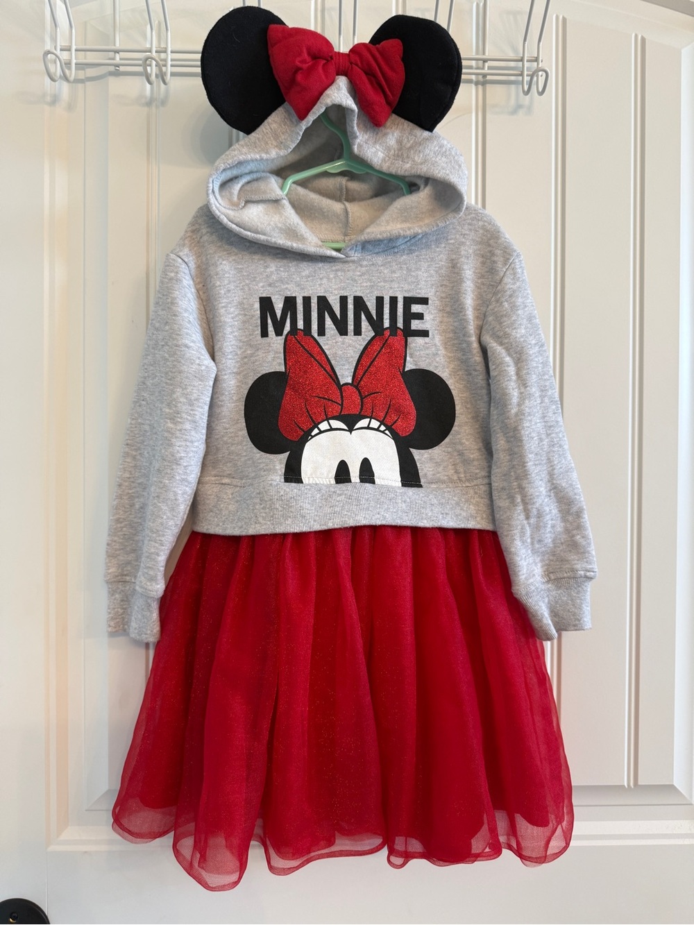 Minnie Mouse hooded dress size 5/6.
